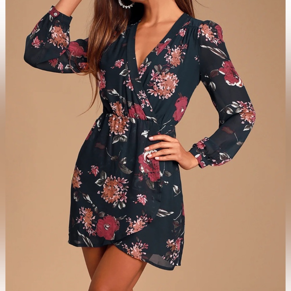 Lulus Pretty Pretender Navy Floral Print Dress size small